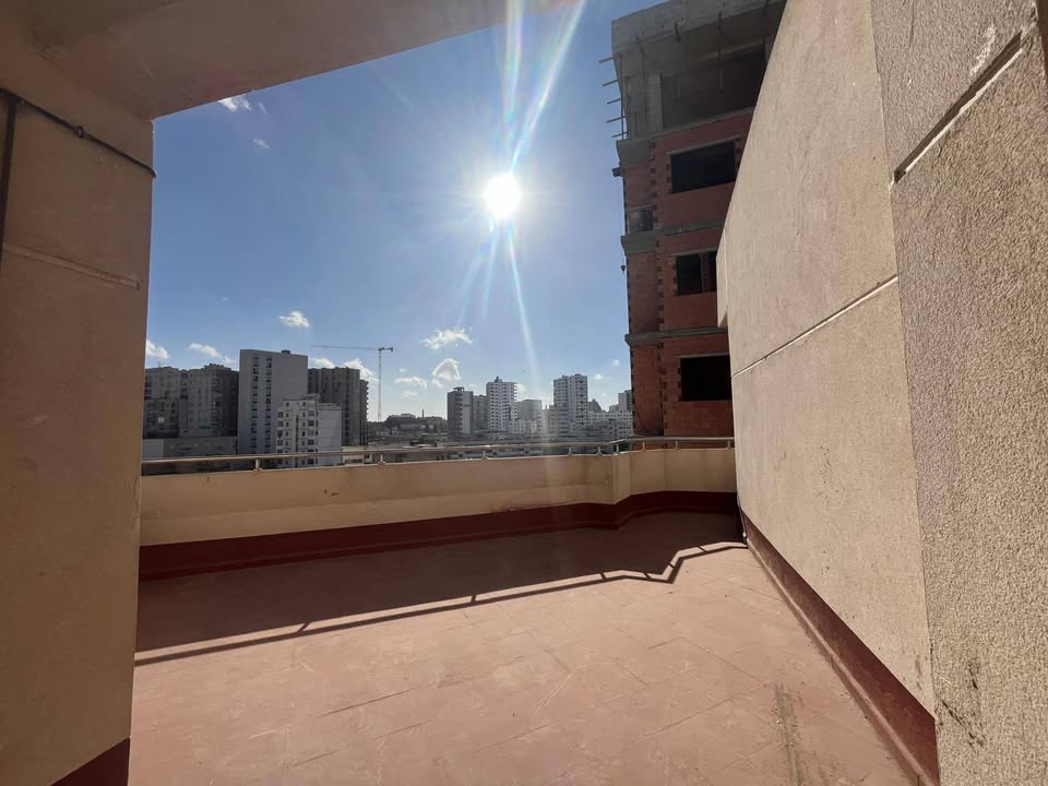 Location Duplex luxueux  à belair 