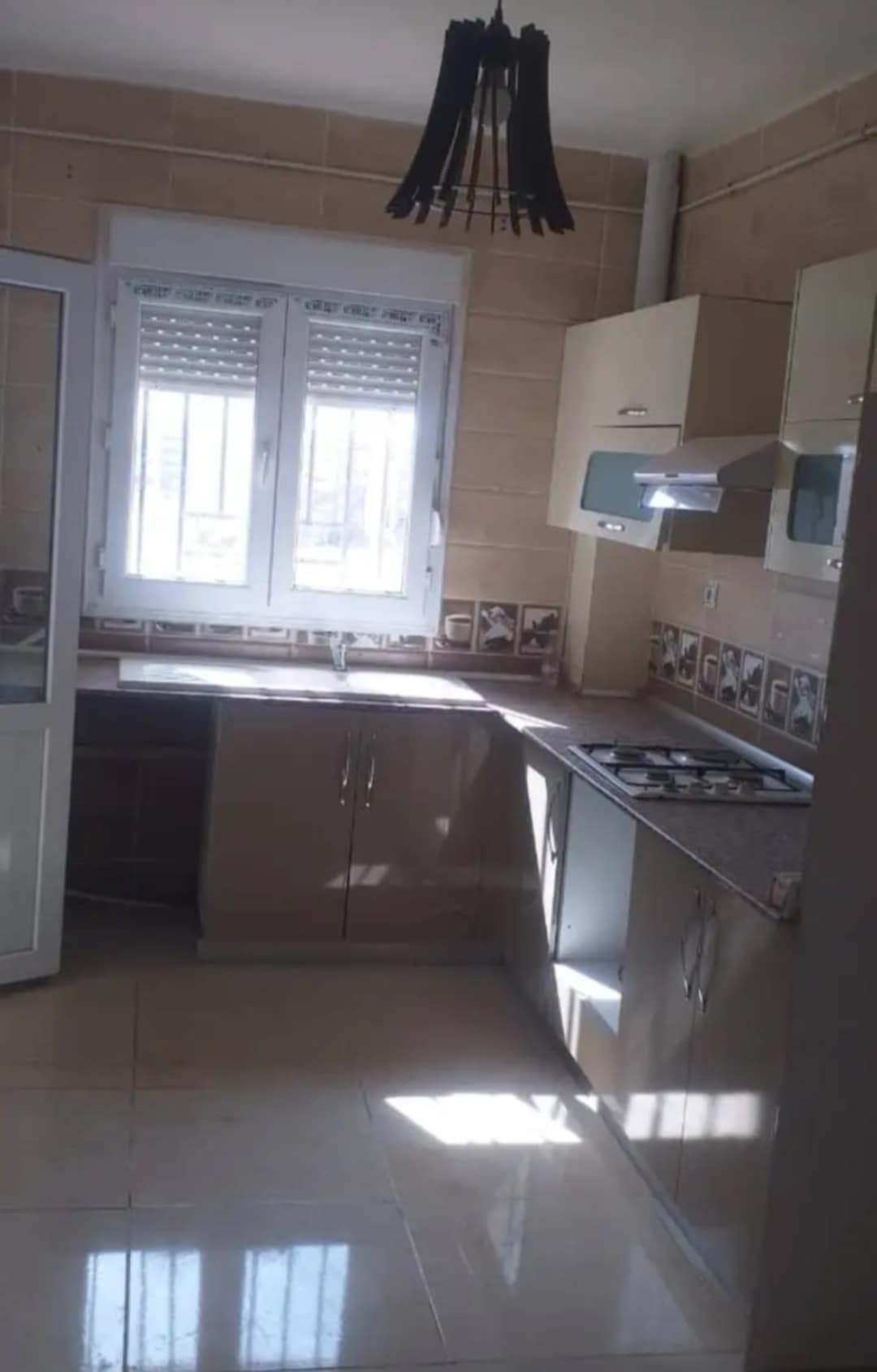 Location F5 à hayet regency