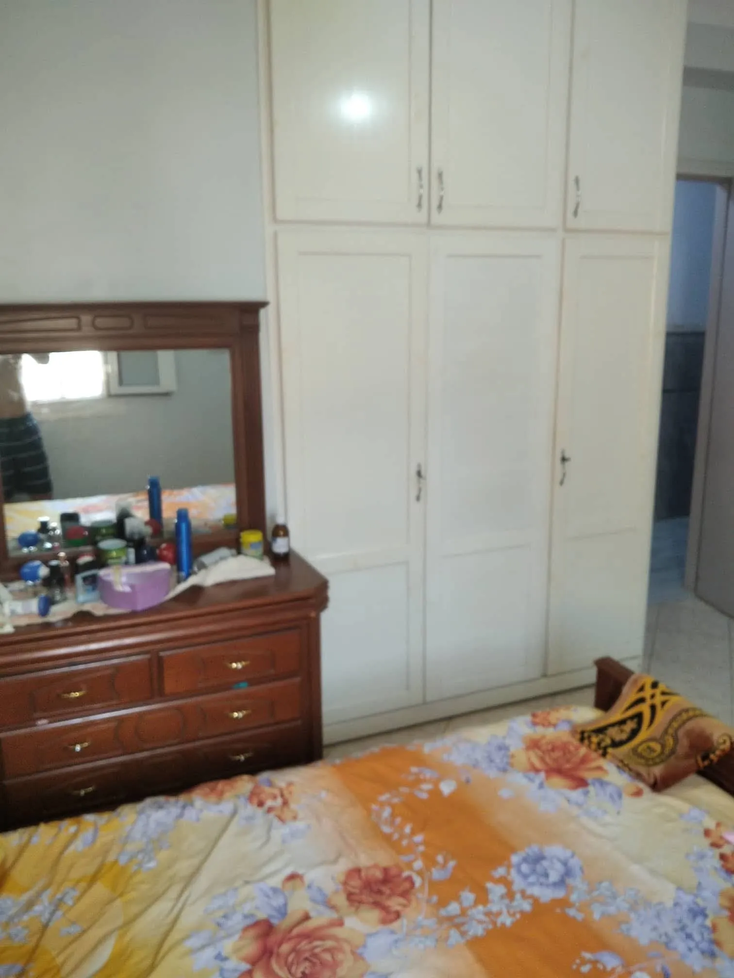  vente d'un appartement  à hai el yasmin 