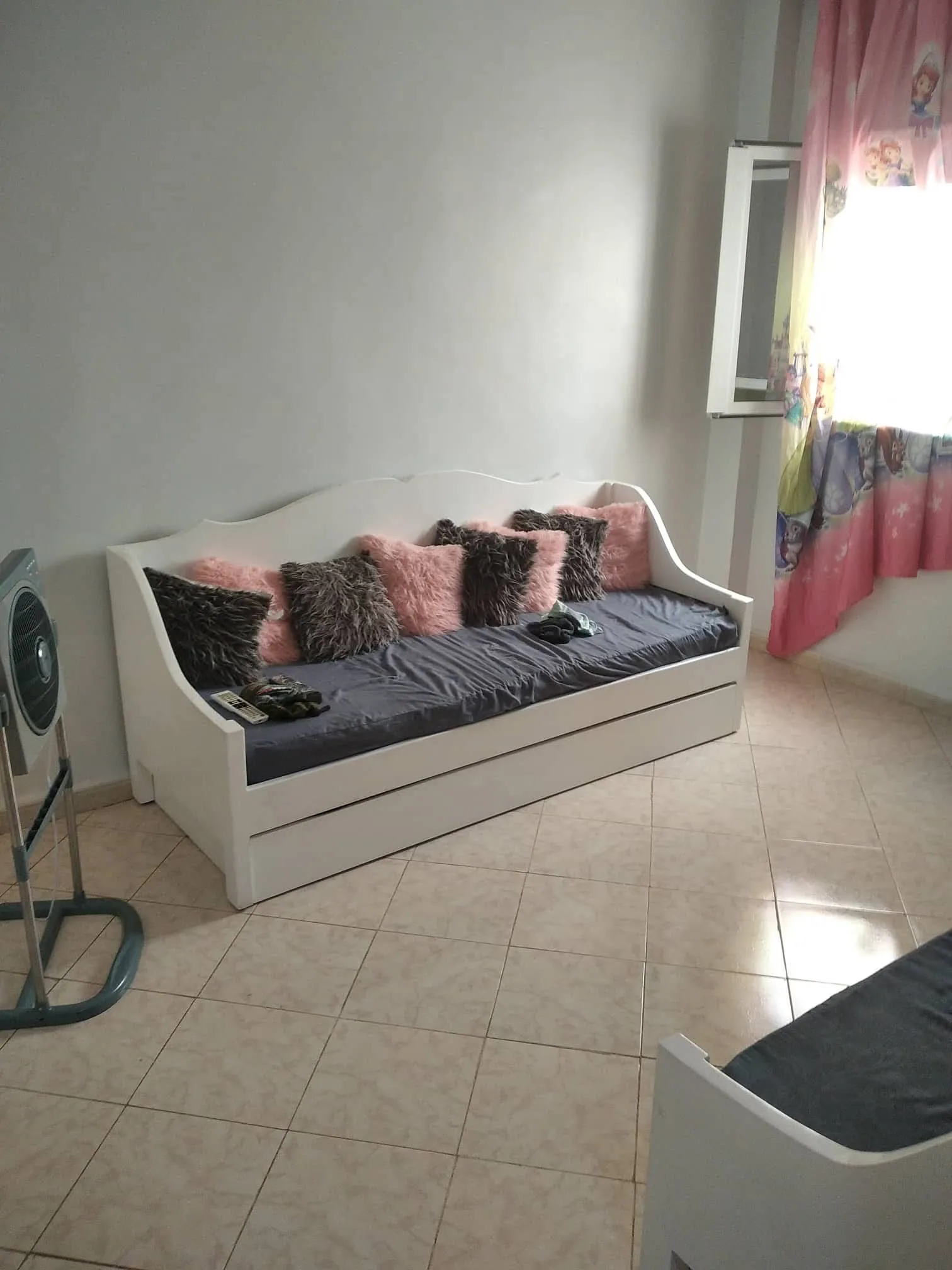  vente d'un appartement  à hai el yasmin 