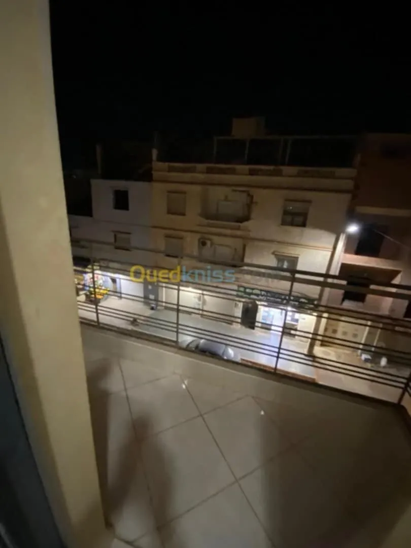 location d'un appartement F3 à Bir El Djir