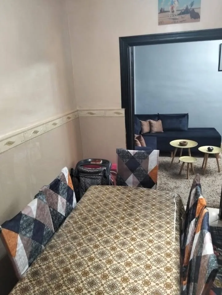 vente d'un appartement F2 situé à Hai Yasmin 2