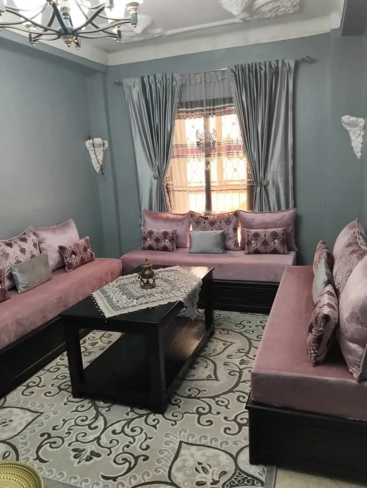 vente d'un appartement F2 situé à Hai Yasmin 2