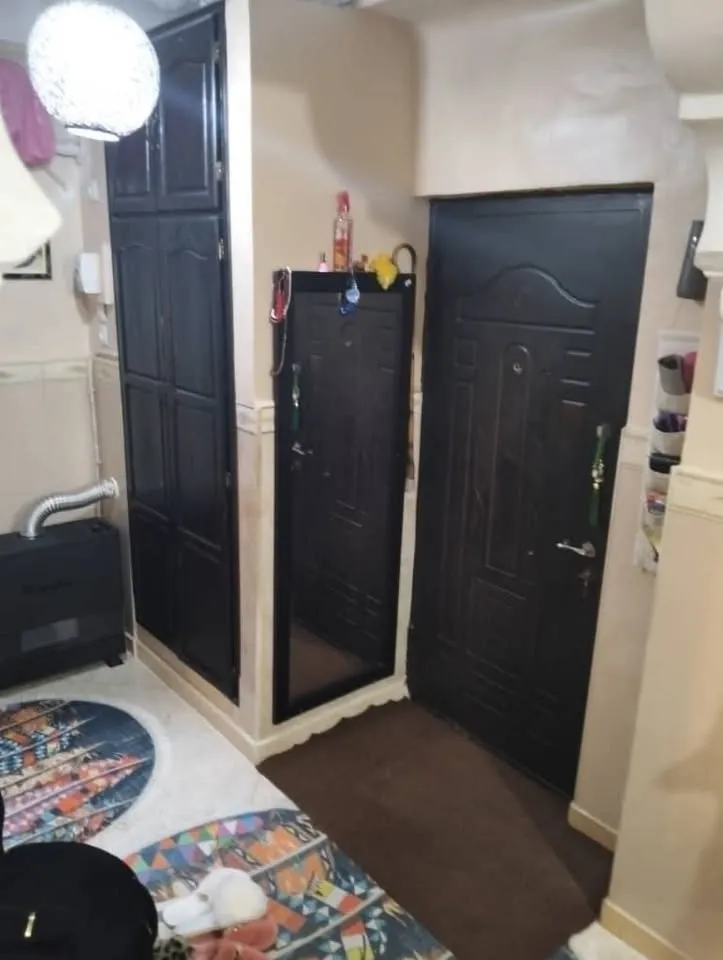vente d'un appartement F2 situé à Hai Yasmin 2